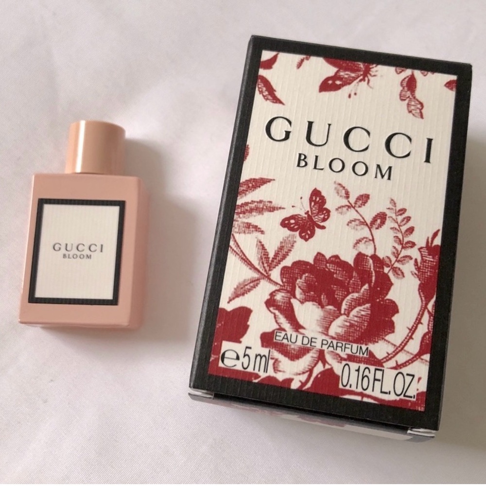 Gucci Bloom Eau de Parfum - Soft Pink and Red